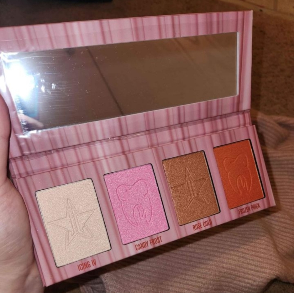 Jeffree star highlighter